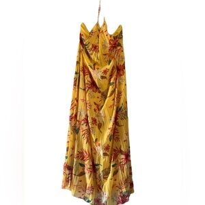 Forever 21 NWT Yellow Halter Top Dress. Hawaiian Floral Pleaded Material. Sz M.